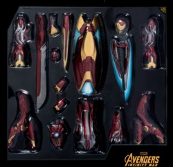 Avengers - Infinity War: Iron Man Mark L - Accessori