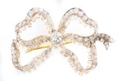 18kt gold and silver brooch with diamonds